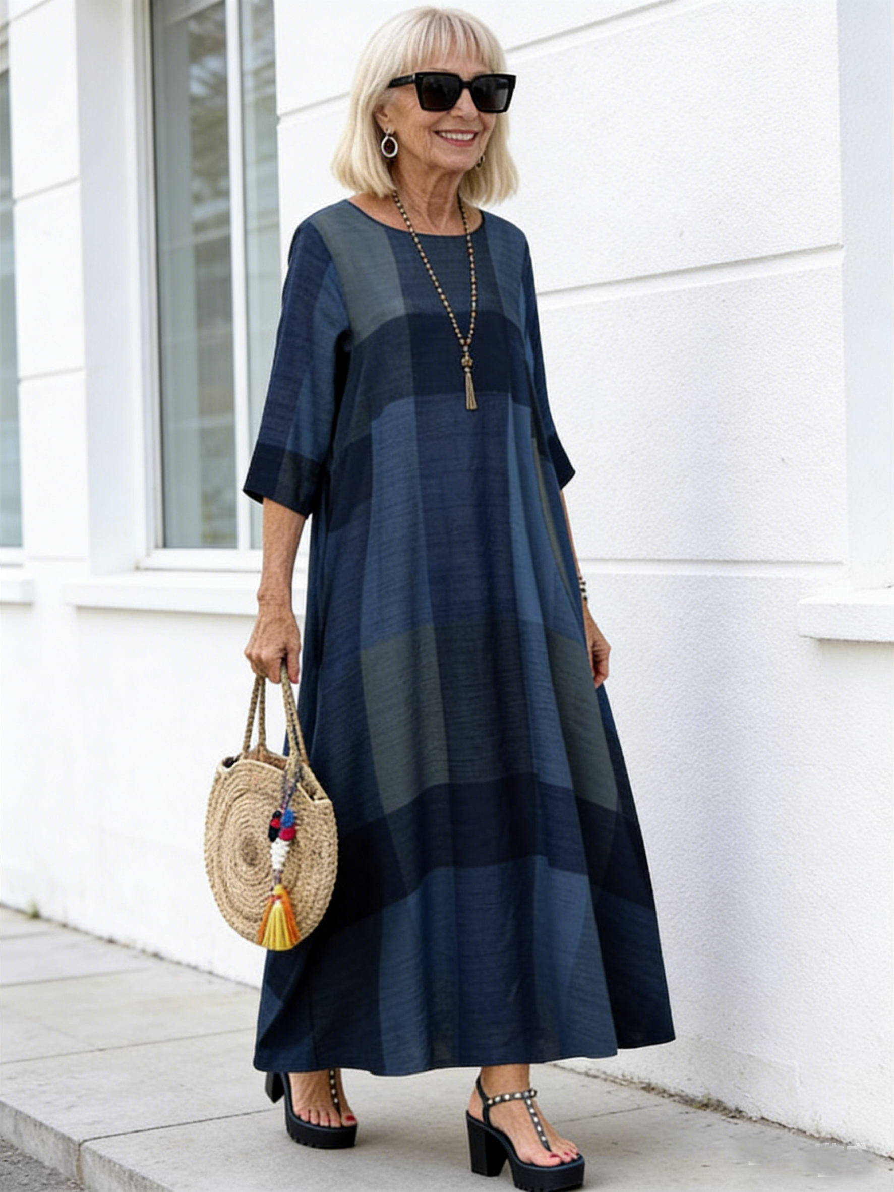 Vintage-Inspired Geometric Print Maxi Dress - Crew Neck, Half Sleeve, Stretchy Polyester Blend, Machine Washable - Women's Fashion