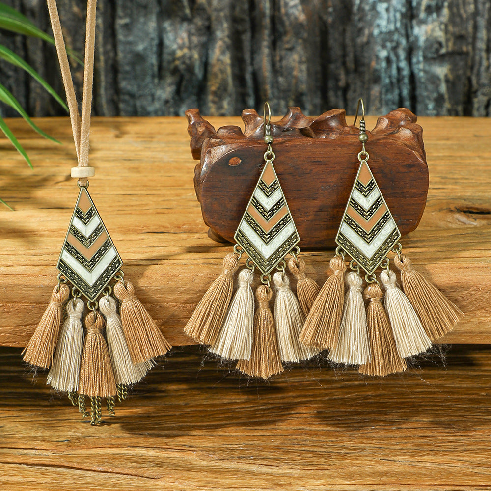 3pcs Boho Ethnic Long Sundry Colors Tassel Pendant Necklaces For Women Retro Rhinestone Drip Oil Alloy Necklace