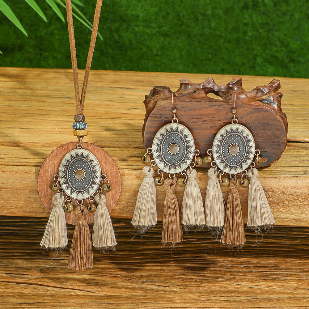 3pcs Boho Ethnic Long Sundry Colors Tassel Pendant Necklaces For Women Retro Rhinestone Drip Oil Alloy Necklace