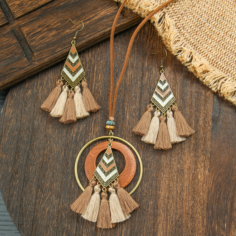 3pcs Boho Ethnic Long Sundry Colors Tassel Pendant Necklaces For Women Retro Rhinestone Drip Oil Alloy Necklace
