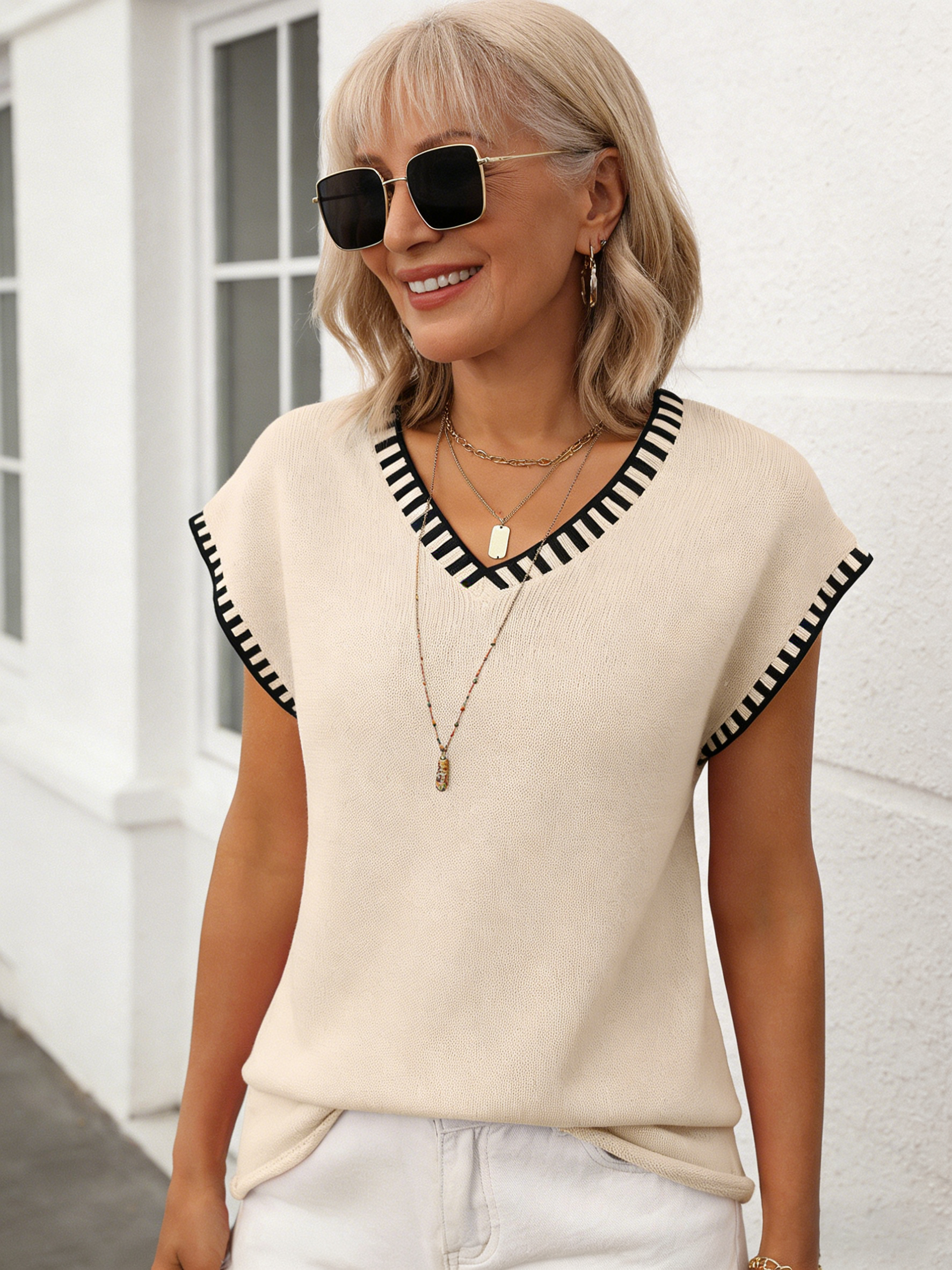 Women's Pullover V-neck Short-sleeved Striped Knitted Sweater
