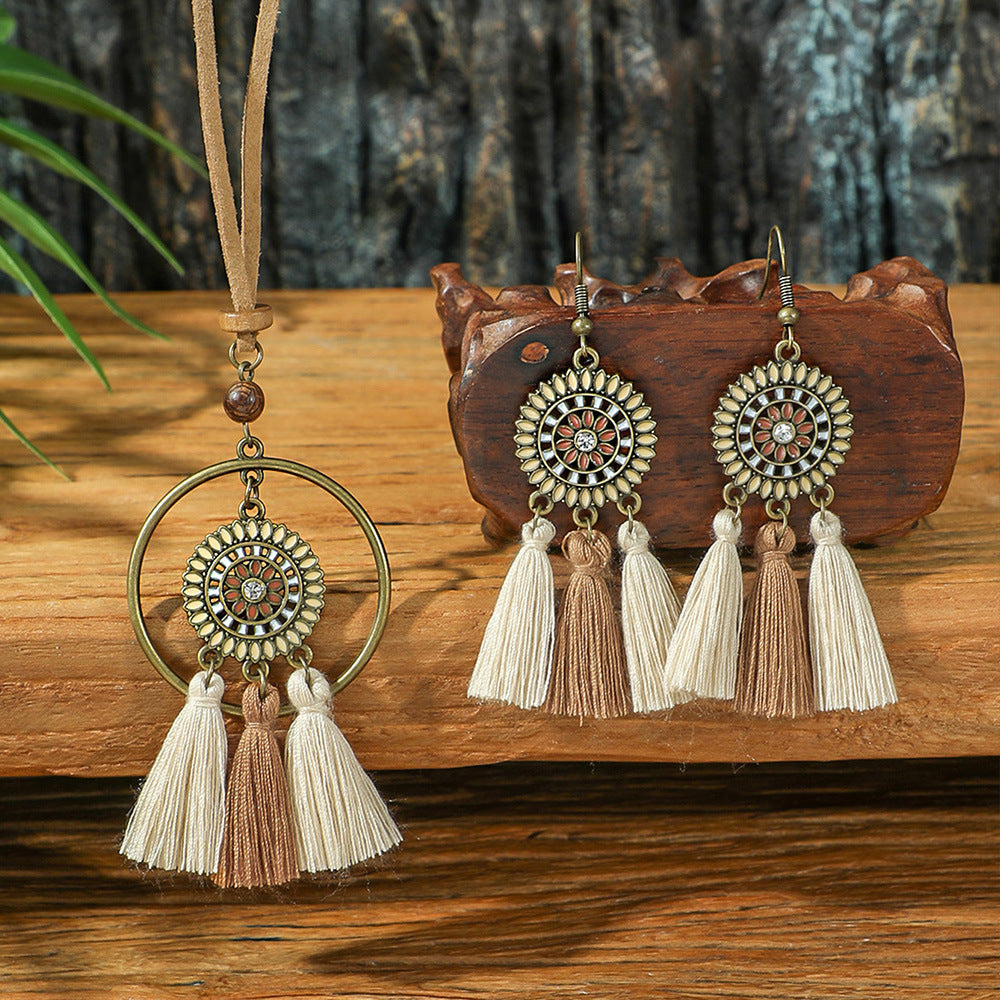 3pcs Boho Ethnic Long Sundry Colors Tassel Pendant Necklaces For Women Retro Rhinestone Drip Oil Alloy Necklace