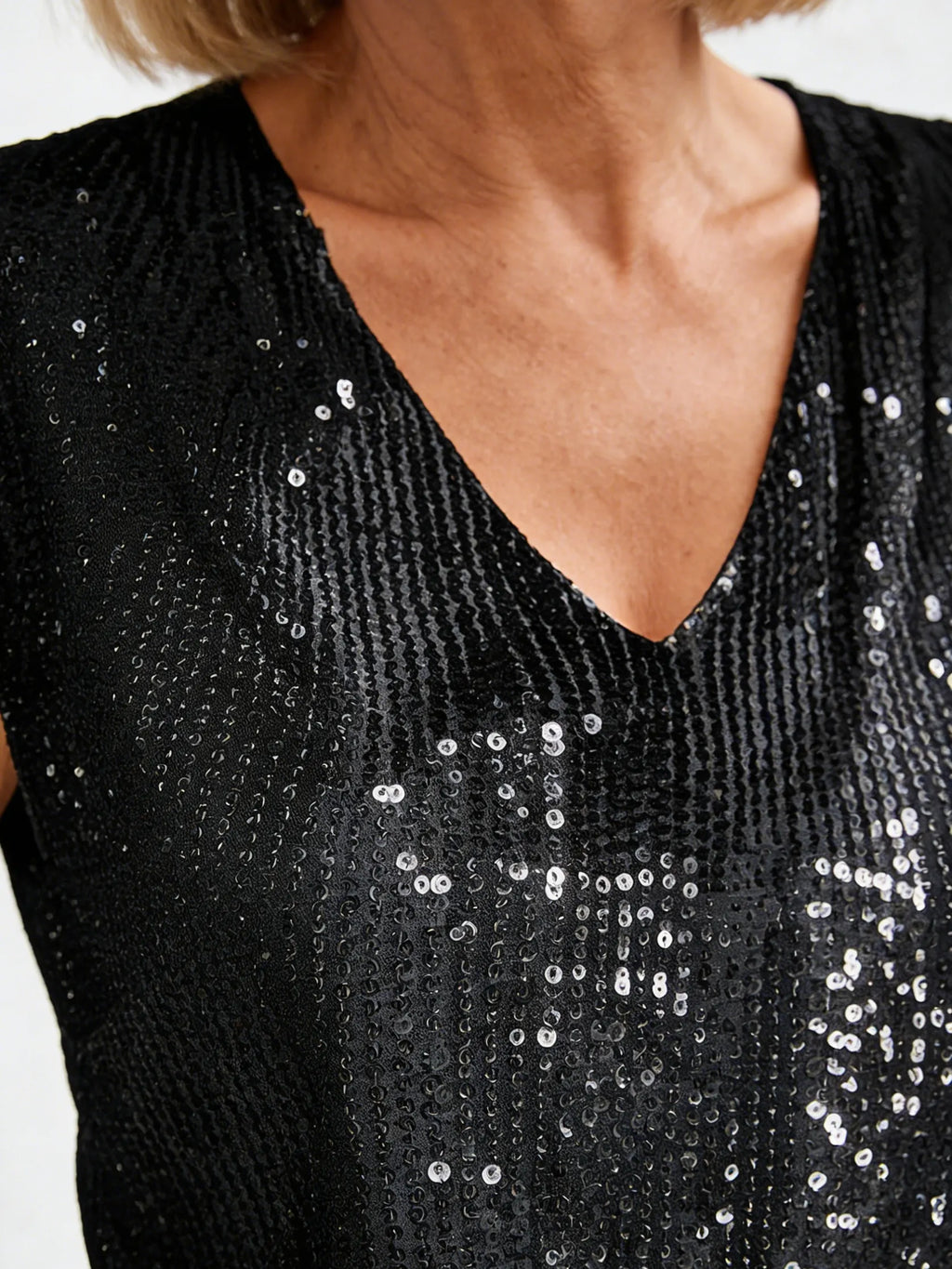 V-Neck Sequin Short Sleeve Ladies Shiny Tank Party Shirt