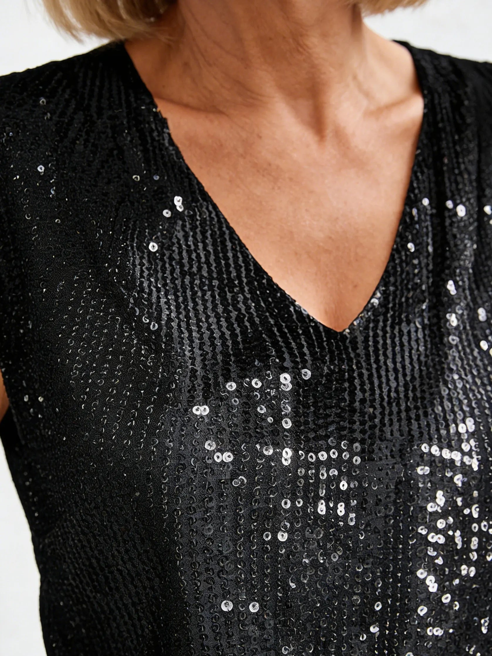V-Neck Sequin Short Sleeve Ladies Shiny Tank Party Shirt
