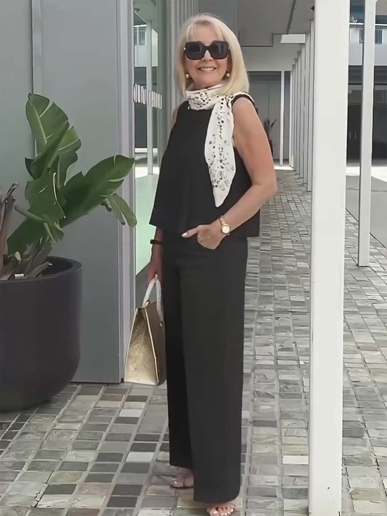 Sleeveless Solid Cotton and Linen Set for Breathable and Comfortable Holiday Two-Piece Set