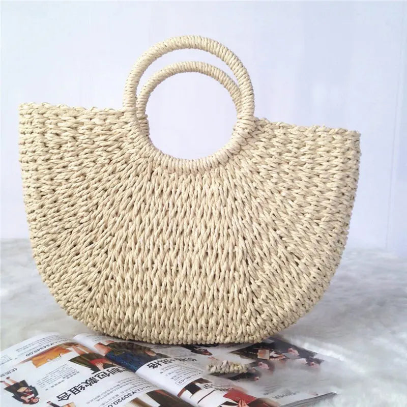 Straw Bag Versatile Women's Bag Casual Round Bucket Woven Straw Bag Vacation Beach Bag