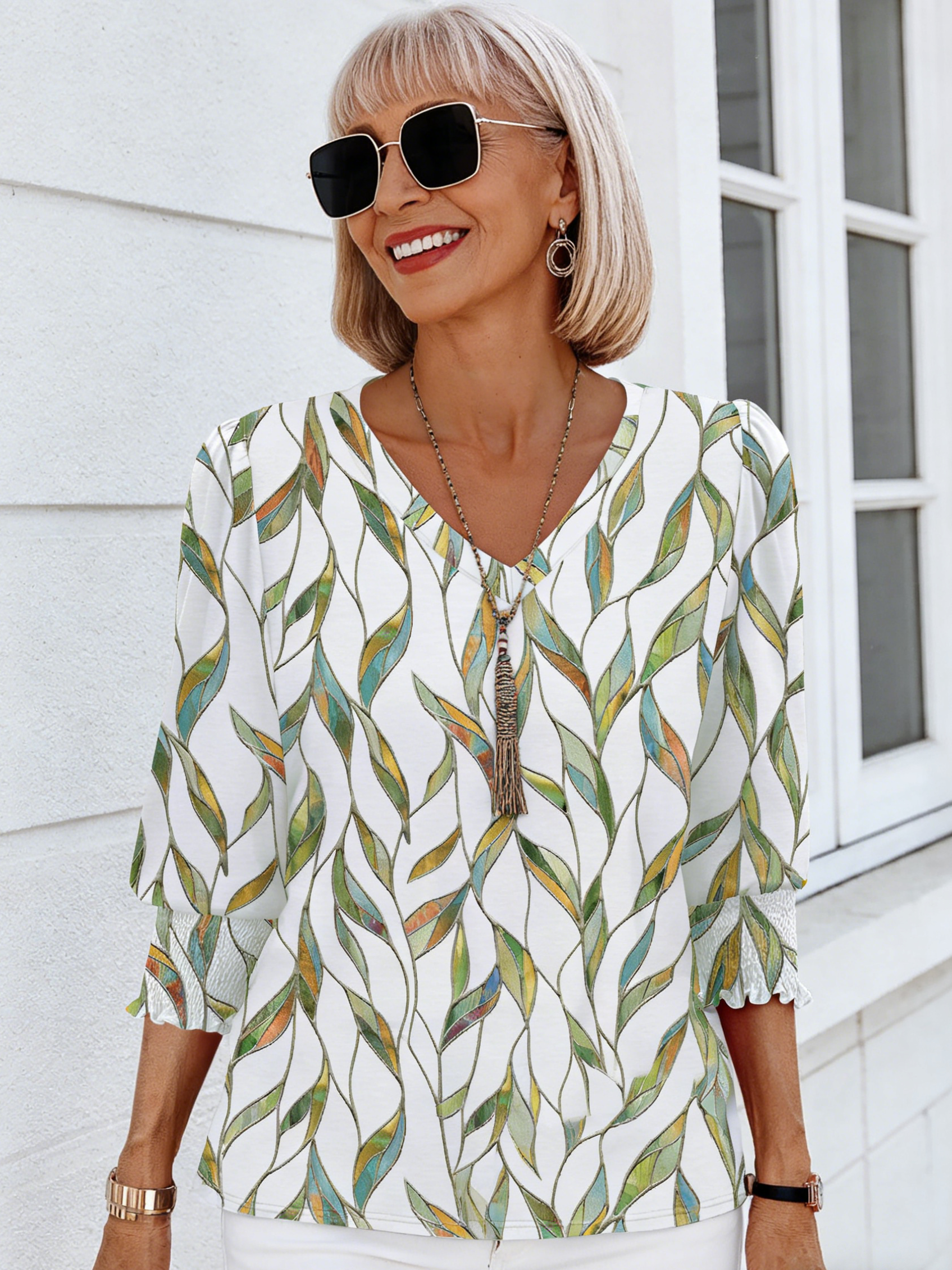 Seven-quarter-sleeved V-neck Printed Loose Casual T-shirt Top