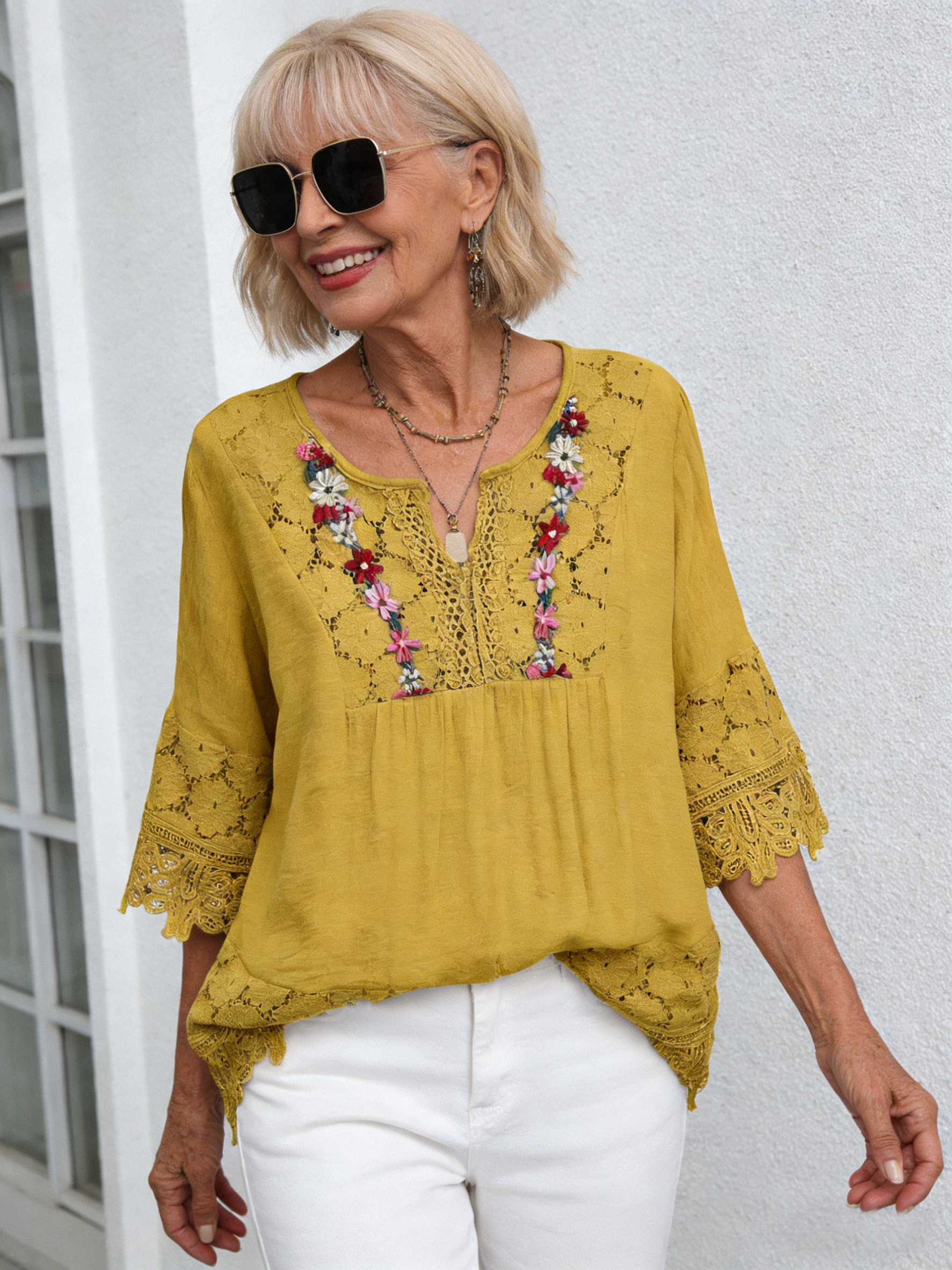 Cotton and Linen Splicing Lace Temperament V-neck Loose Top