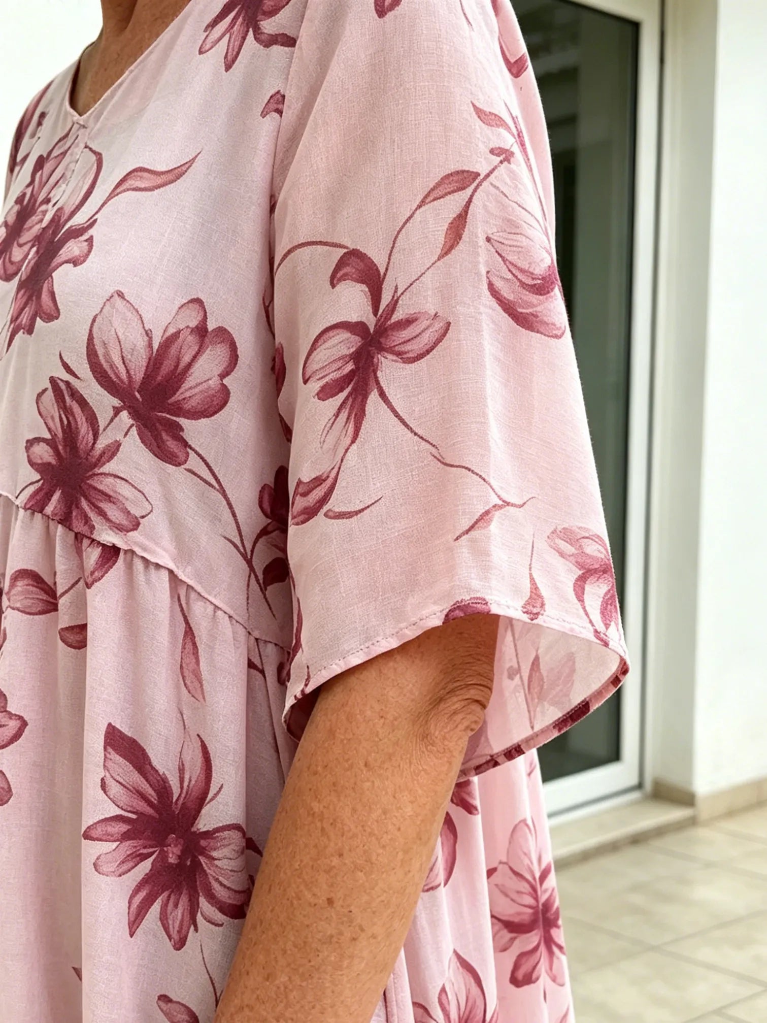 Blush Pink Floral Chiffon Maxi Dress, Round Neck Short Sleeve Loose Tummy Concealing Age-Reducing Dress for Mature Women