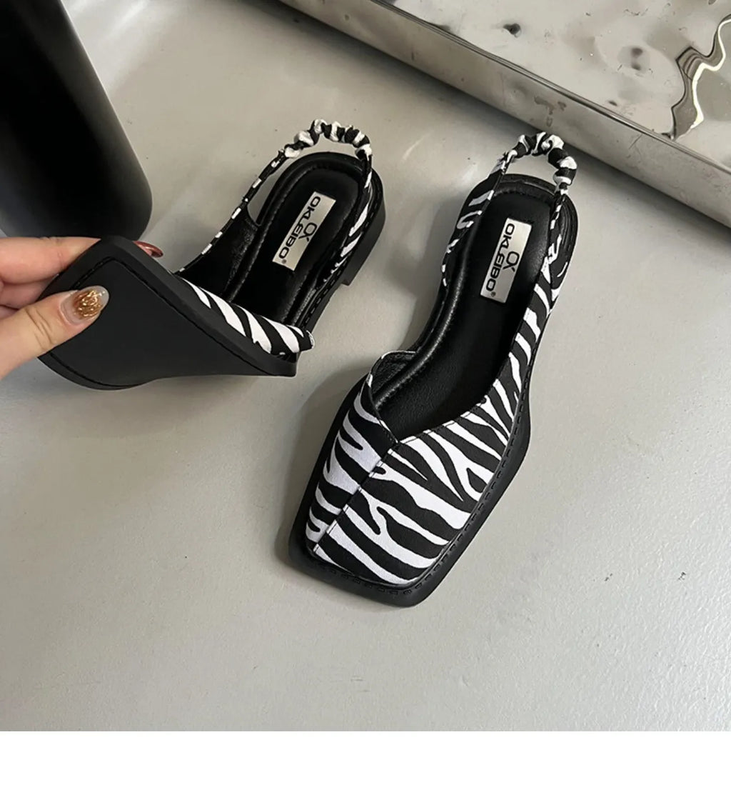 Back Empty Bag Head Sandals Women's Spring and Summer Flat Bottom Wind Square Head Single Shoes French Retro Sandals Outer Wear