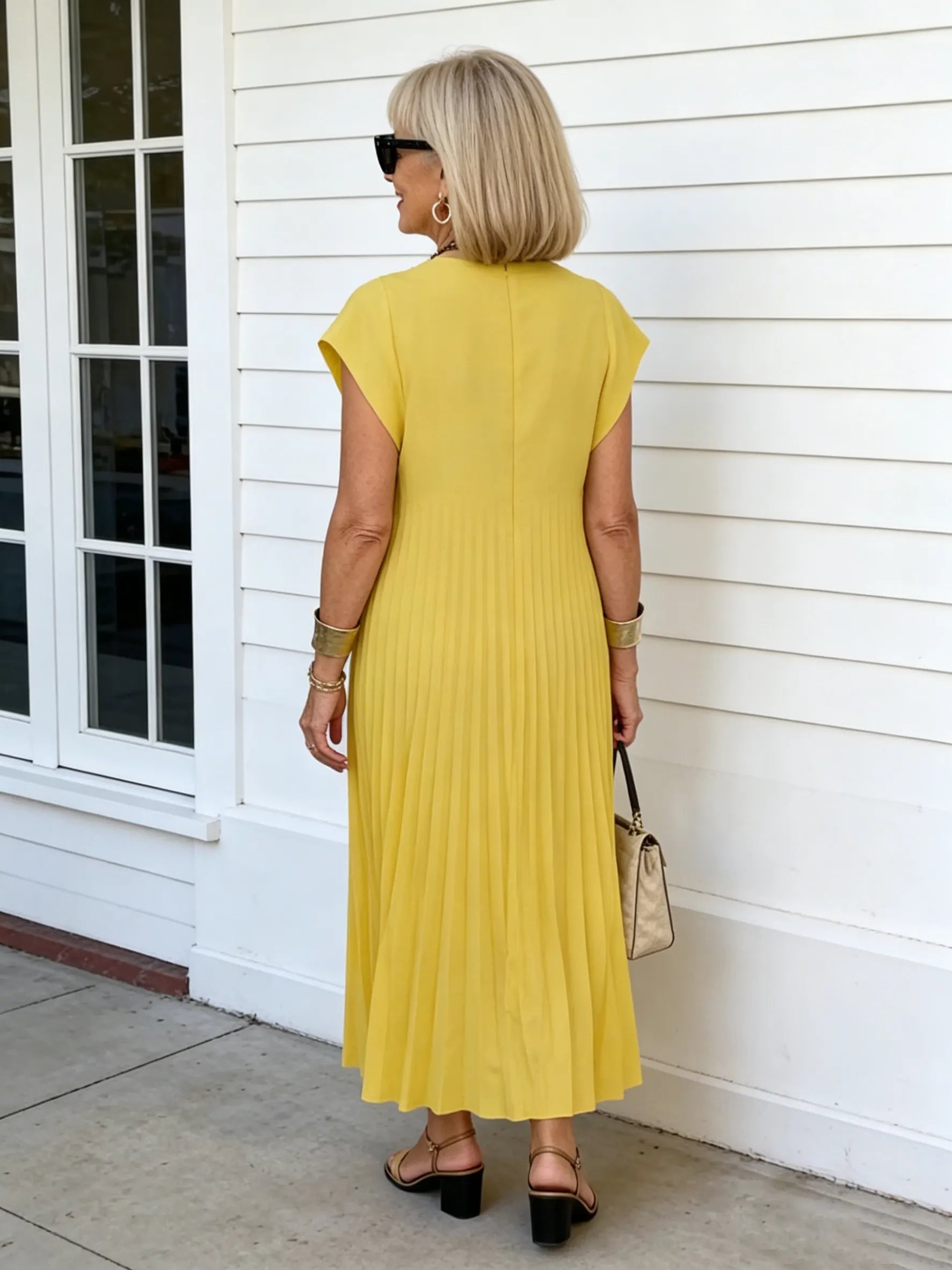 Elastic Dress Women's Elegant Fashion Crew Neck Sleeveless Pleated Long Dress