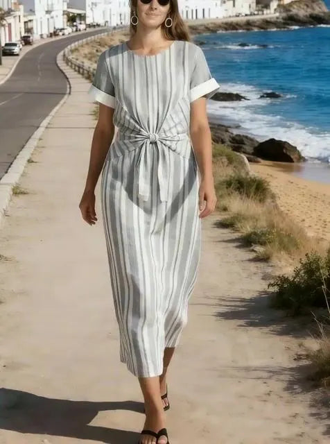 Women's Round Neck Striped Pleated Short-Sleeved Dress With Tie Detail