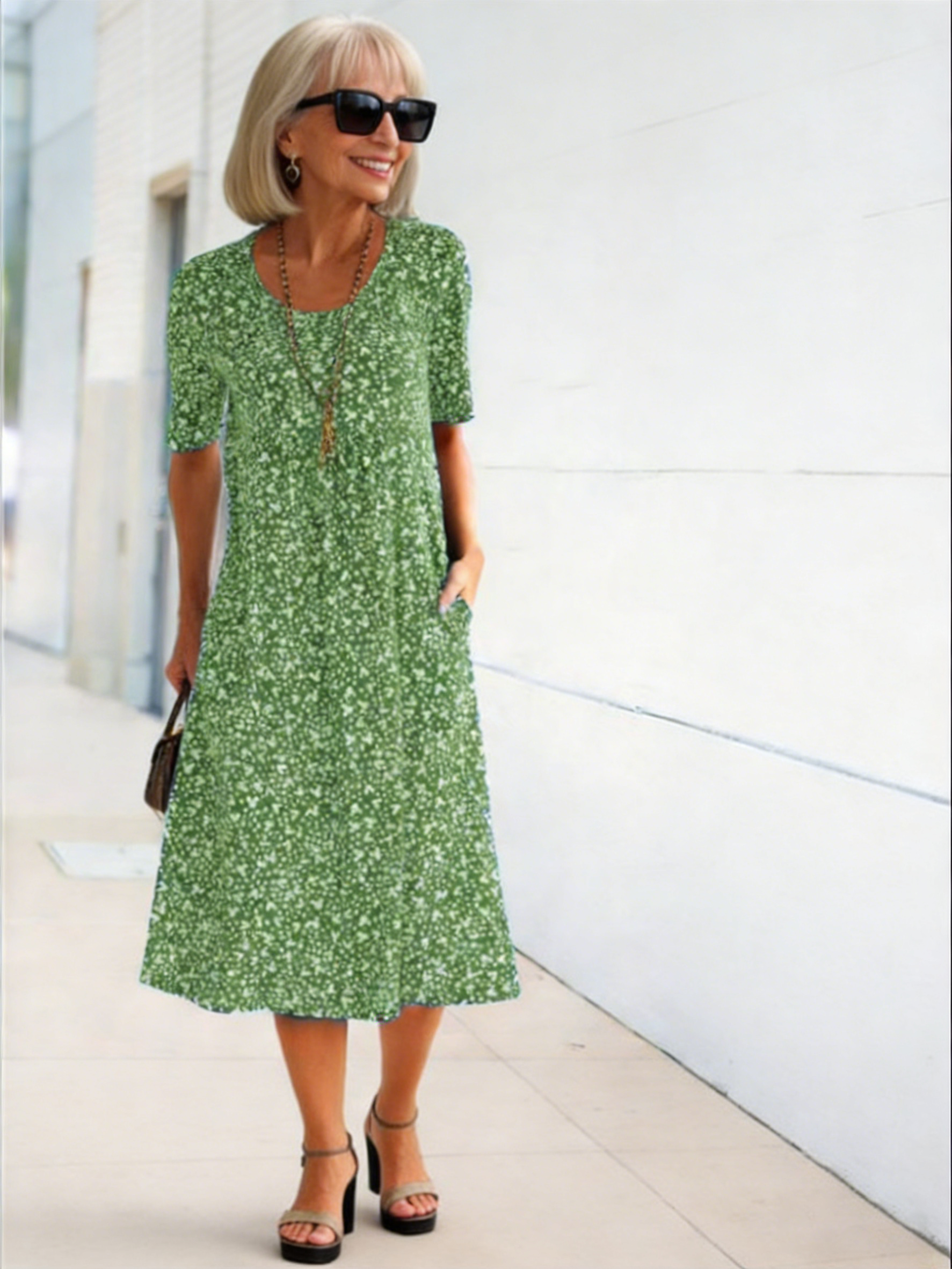 Holiday Style Round Neck Short-sleeved Floral Medium and Long Dress