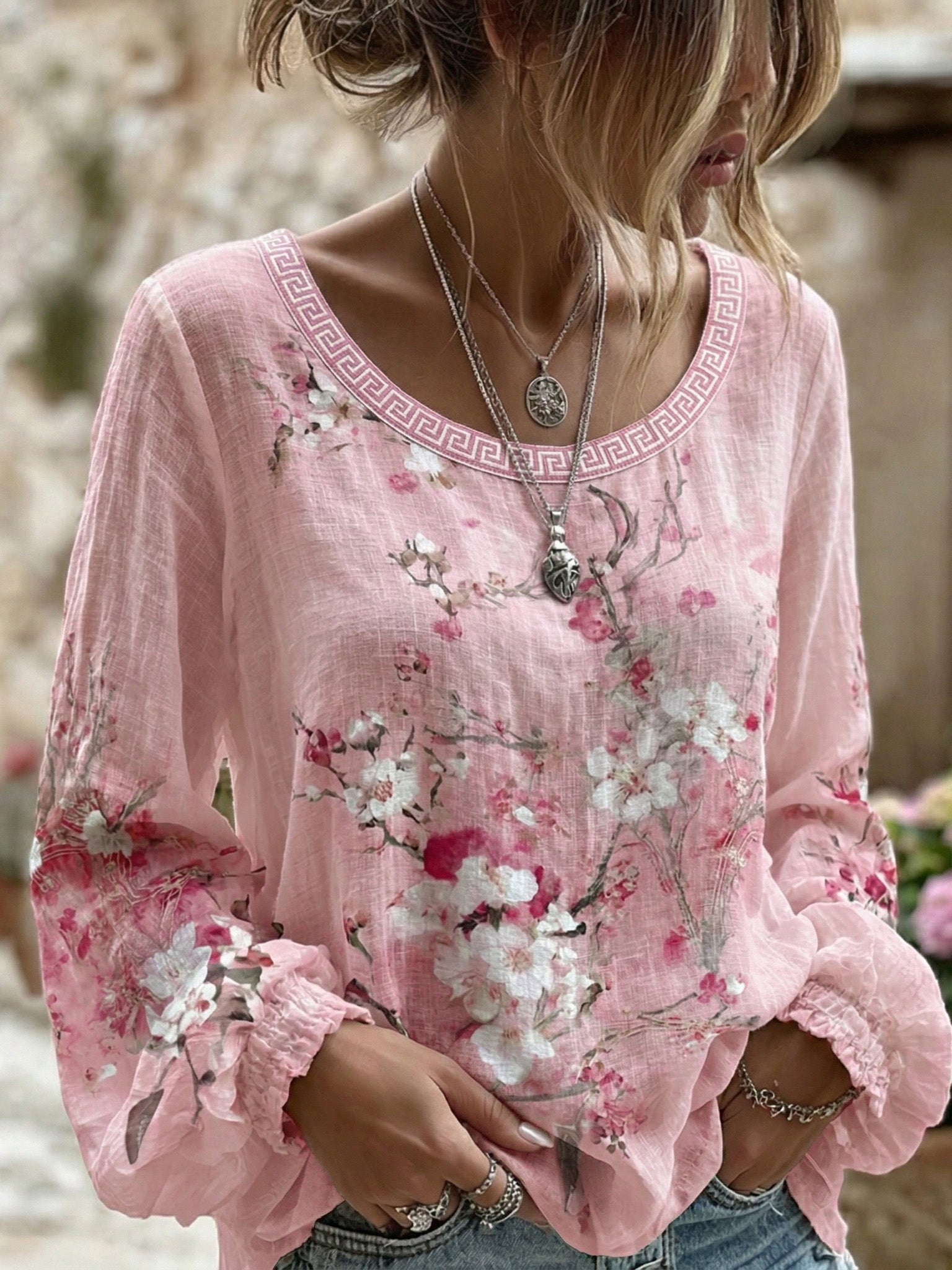 Women's Sakura Art Print Crew Neck Linen Blend T-shirt