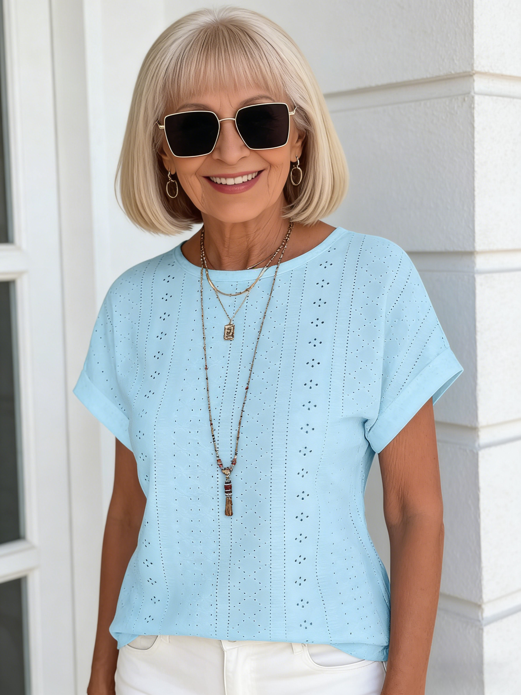 Textured Fabric Solid Color Crew Neck Loose Short Sleeve T-Shirt Top Women