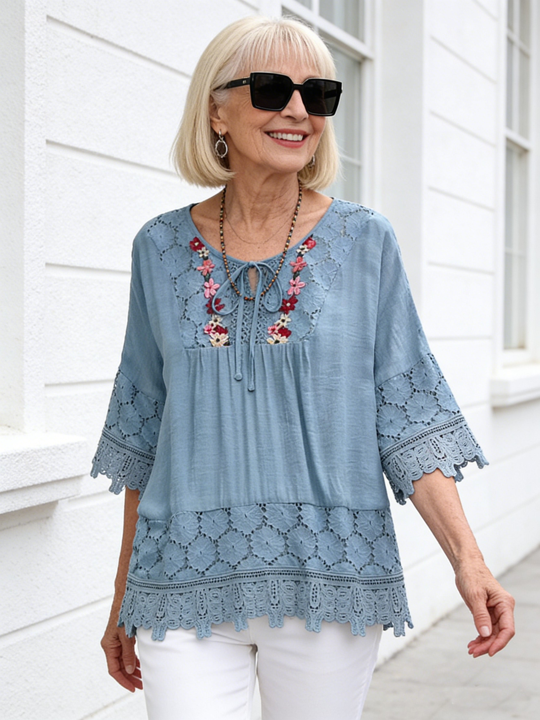 Cotton and Linen Splicing Lace Temperament V-neck Loose Top
