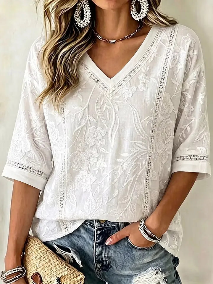 Women's Vintage Floral Art V-neck Three-quarter Sleeve Linen T-shirt