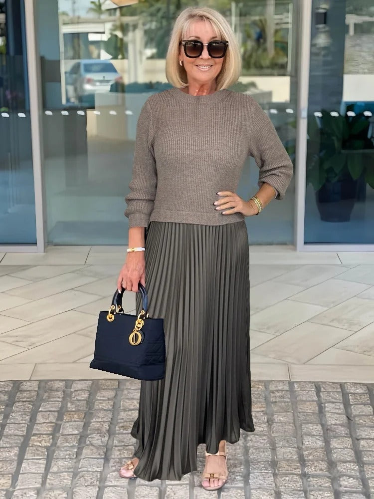 Knitted Long-sleeved Splicing Pleated Dress