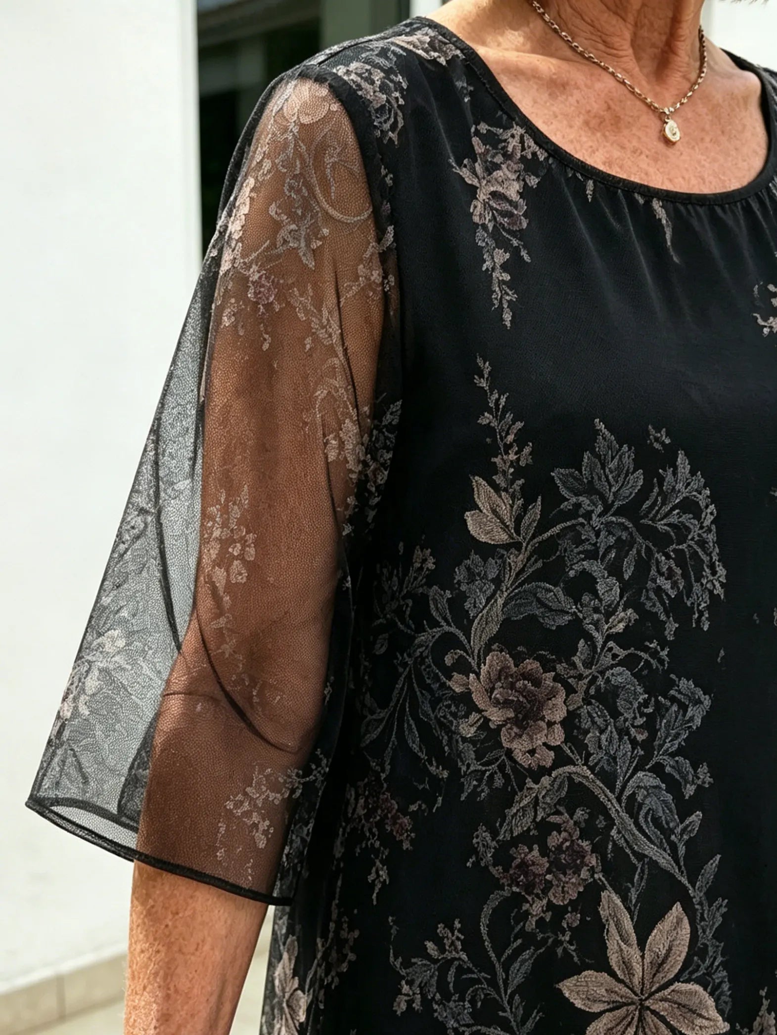 Black Floral Chiffon Midi Dress, Loose Tummy Hiding 3/4 Sleeve Printed Dress for Mature Women