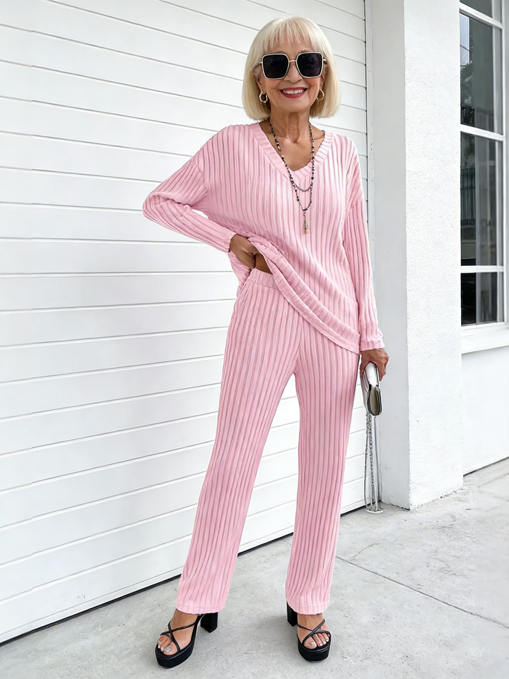 Thick Two-piece Fashion Casual Straight-leg Pants Temperament Loose V-neck Pit Strip Knitted Suit