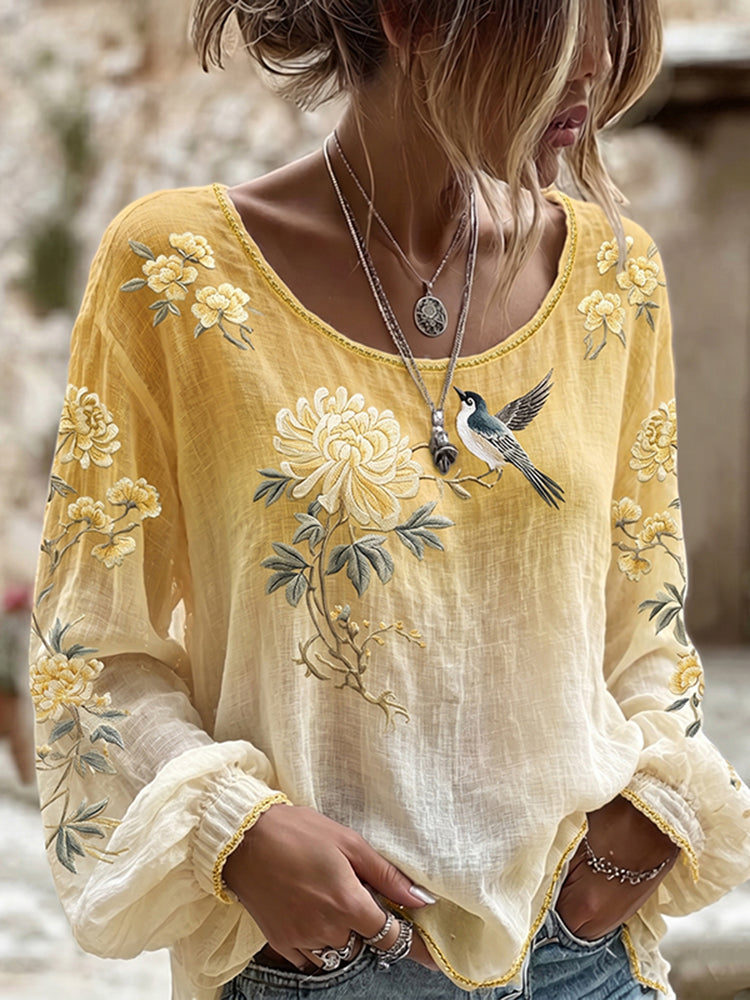 Women's Japanese Chrysanthemum And Bird Gradient Pattern Crew Neck Long Sleeve T-shirt