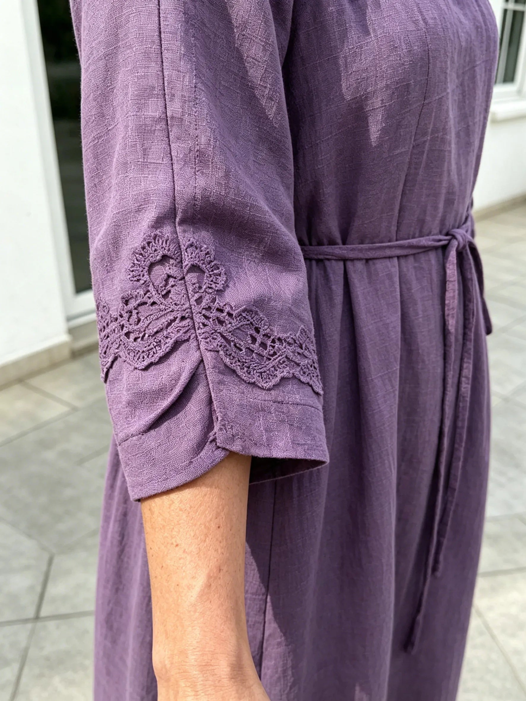 Embroidered Seven-quarter-sleeved Dress for Women's Loose and Thin Lace-up Waist Mid-length Dress