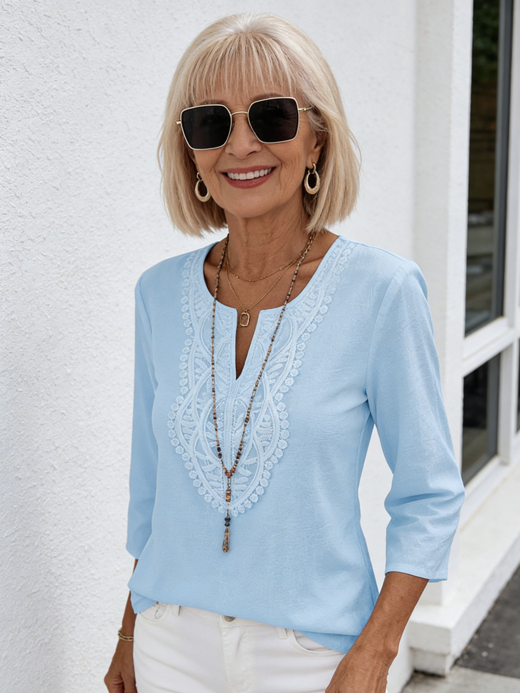 Women's Loose Solid Color V-Neck Lace Edge Shirt
