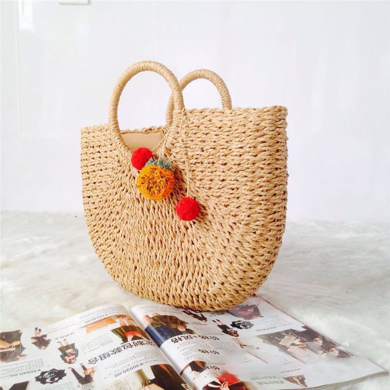 Straw Bag Versatile Women's Bag Casual Round Bucket Woven Straw Bag Vacation Beach Bag