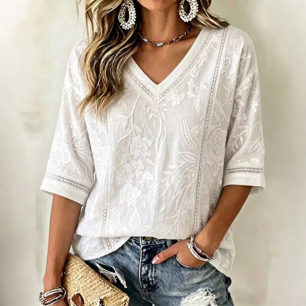 Women's Vintage Floral Art V-neck Three-quarter Sleeve Linen T-shirt