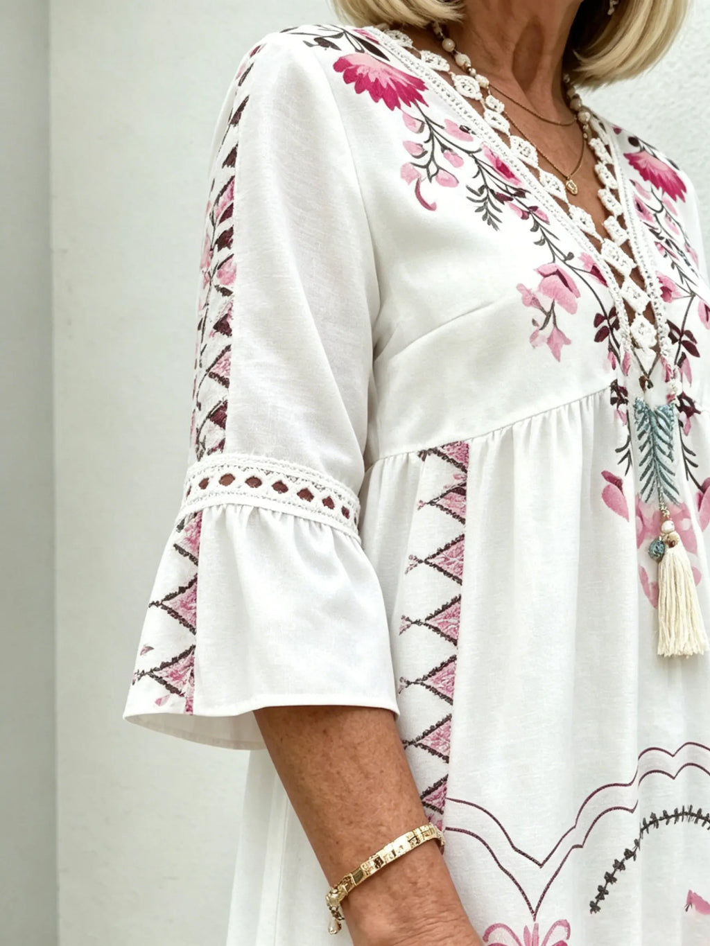 V-neck Printed Lace Stitching Bohemian Casual Vacation Style Dress
