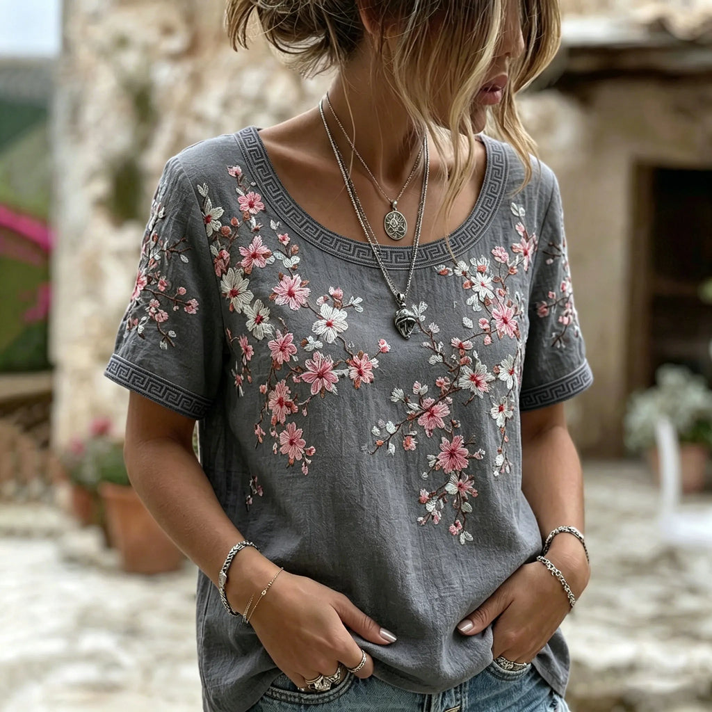 Women's Vintage  Japanese Cherry Blossom Art Round Neck Short Sleeve T-shirt