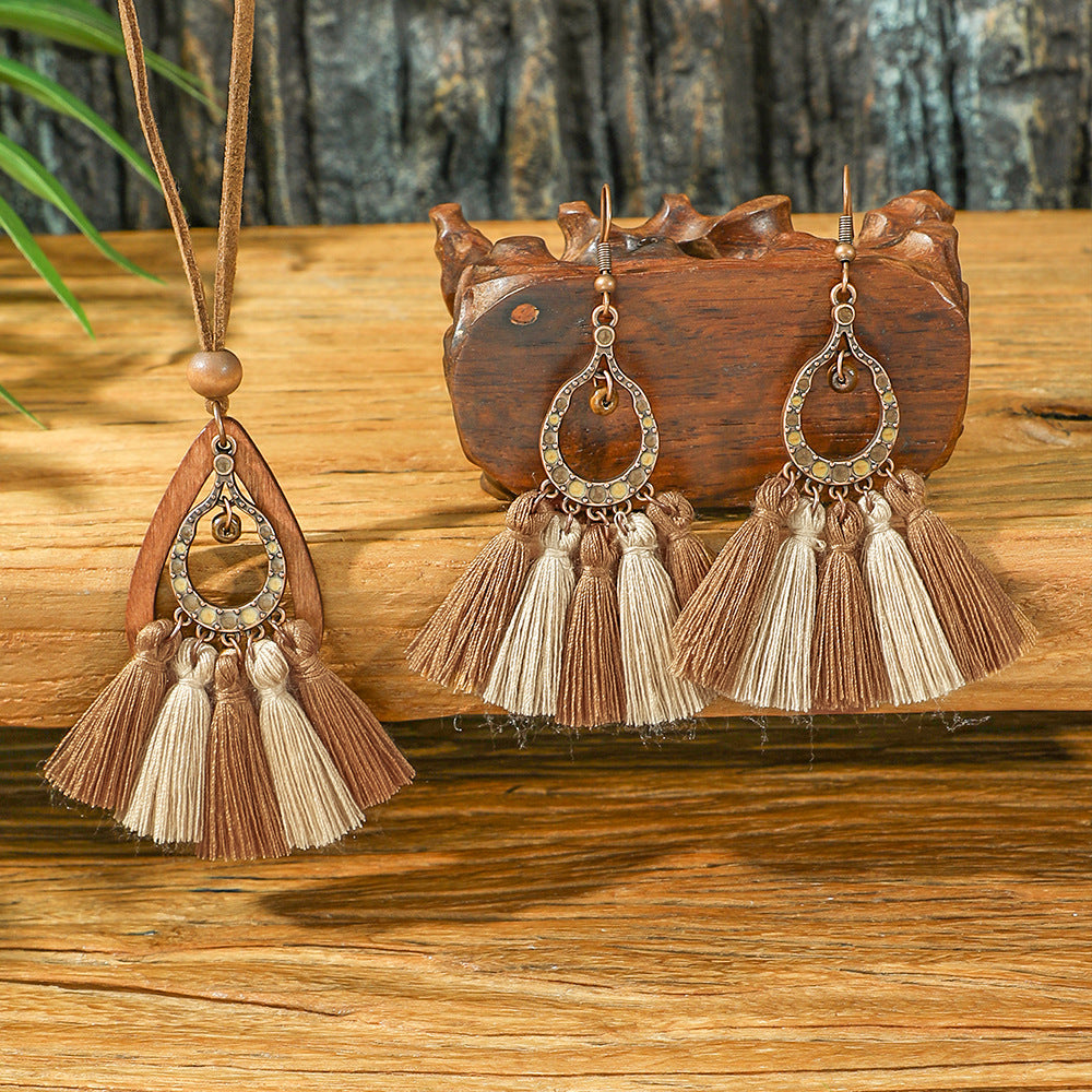 3pcs Boho Ethnic Long Sundry Colors Tassel Pendant Necklaces For Women Retro Rhinestone Drip Oil Alloy Necklace