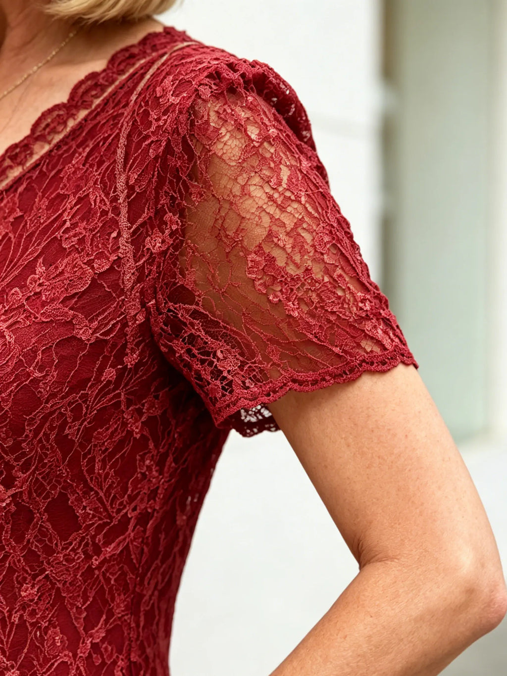 Red Floral Lace Midi Dress, V-Neck Short Sleeve Cinched Waist Slimming Dress for Mature Women