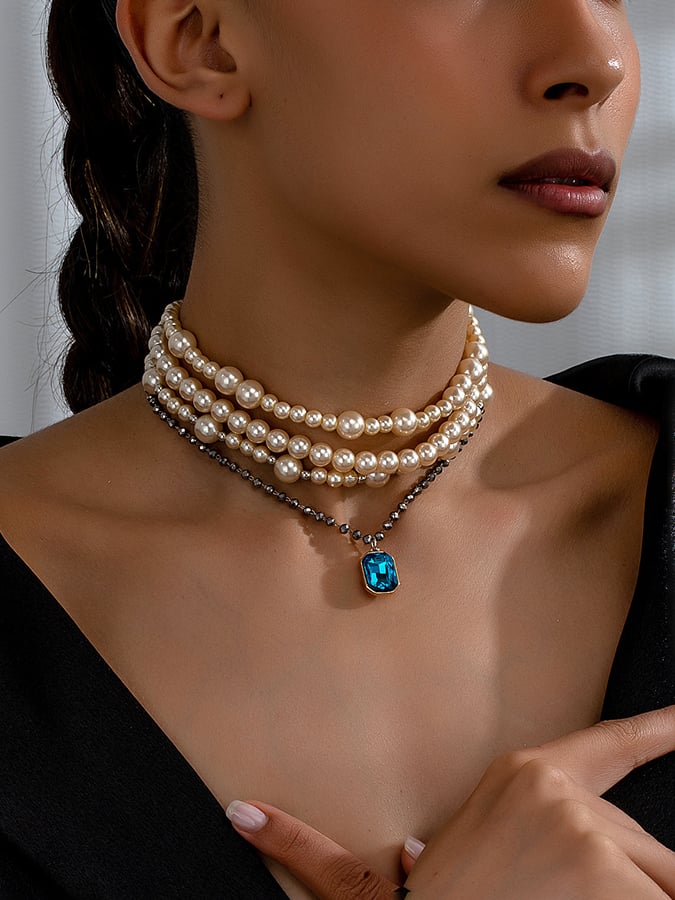 Women'S Teardrop Contrast Pearl Necklace