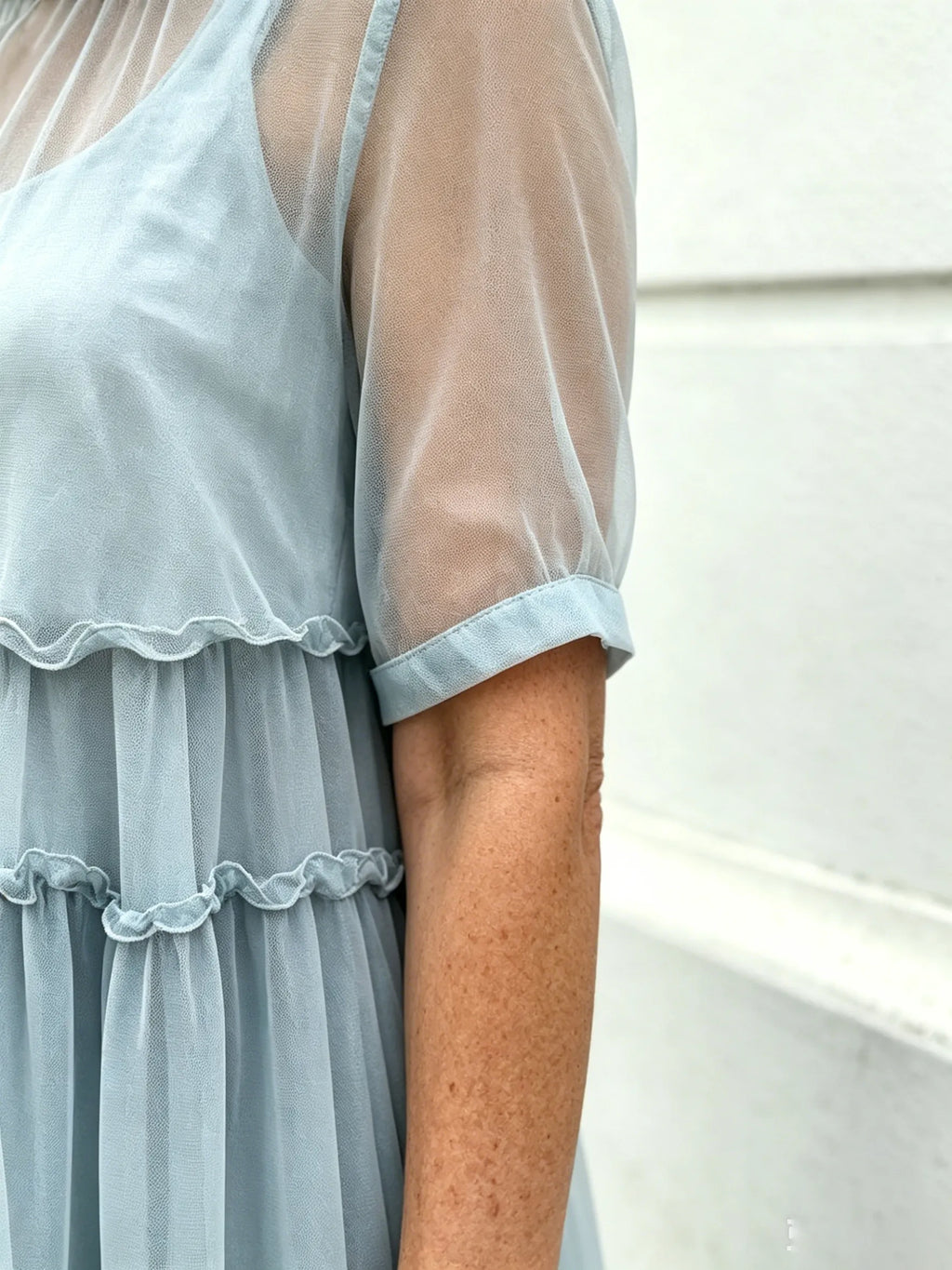 Light Blue Tiered Ruffle Chiffon Midi Dress, Round Neck Flutter Short Sleeve Loose Plus Size Elegant Women Dress