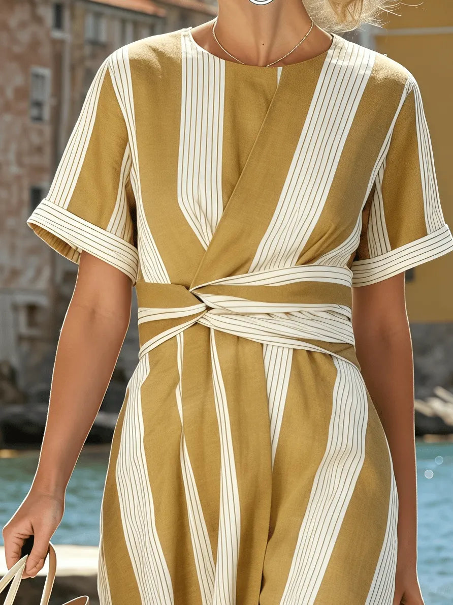 Women's Round Neck Striped Pleated Short-Sleeved Dress
