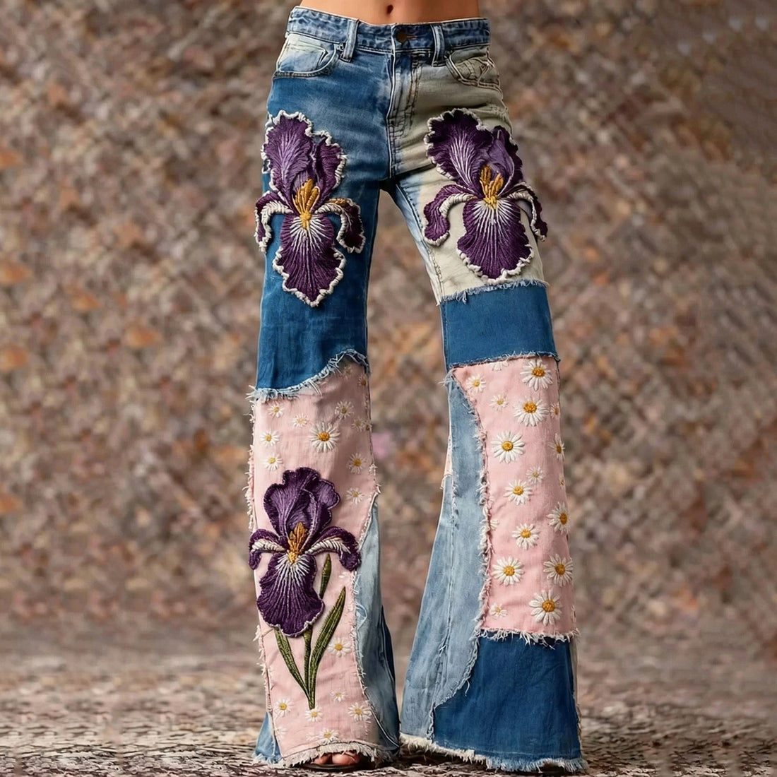 Women's Bohemian Style Patchwork Daisy Floral Patchwork Art Jeans
